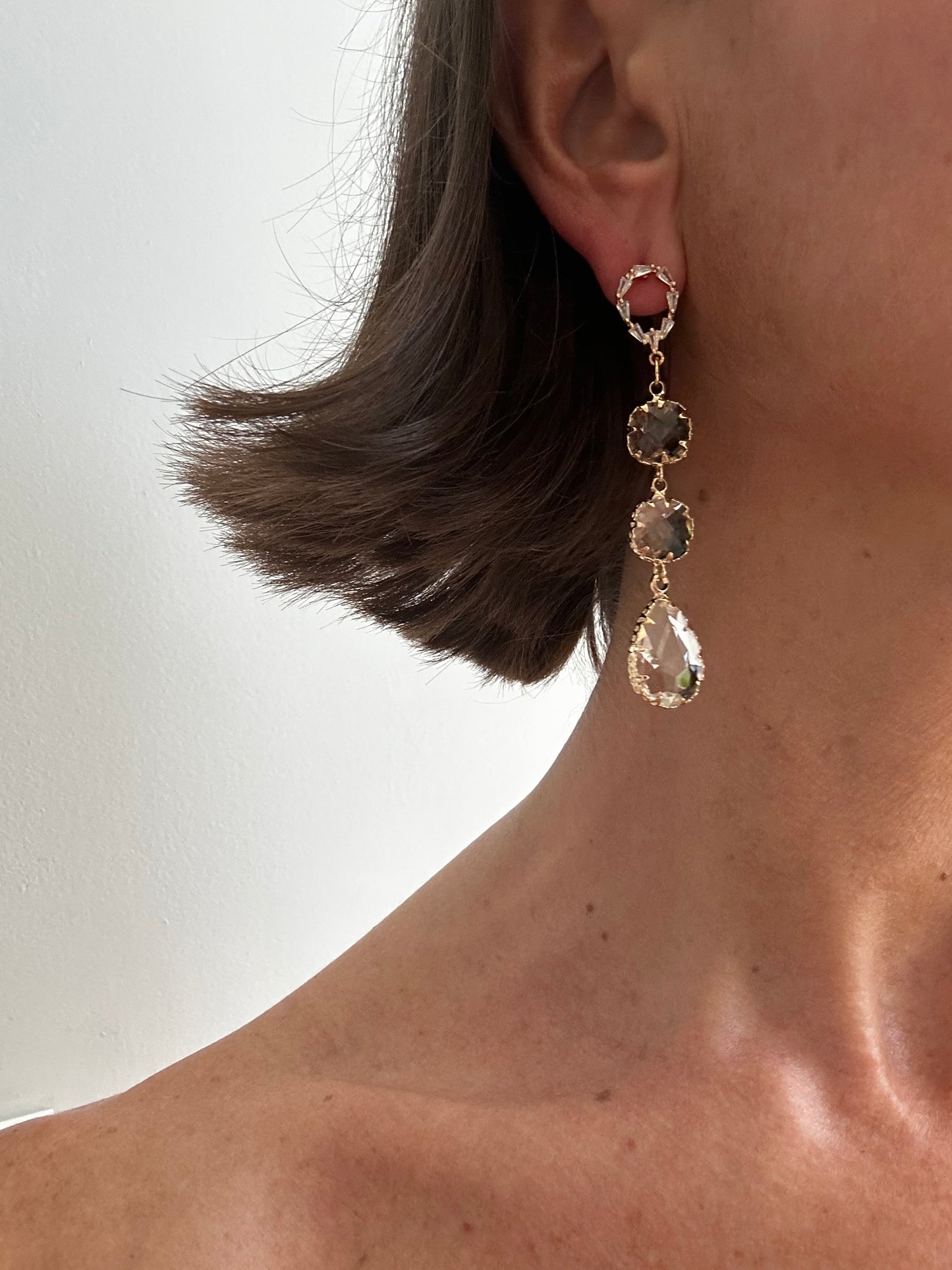 LUCITE DANGLE EARRINGS