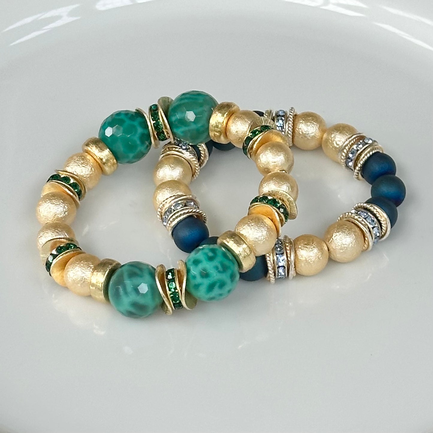 GREEN AGATE GEMSTONE BANGLE WITH GOLD AND CRYSTAL ACCENTS