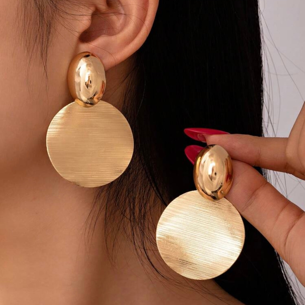 GOLD TEXTURED DISC EARRING