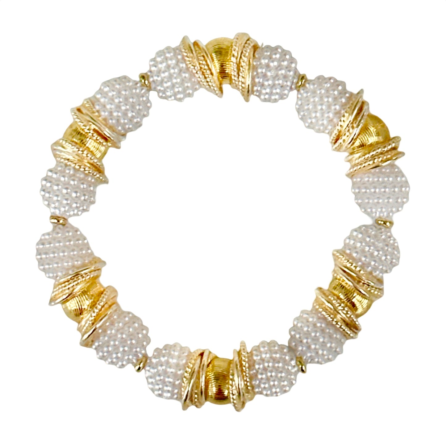 WHITE BERRY BEADING BANGLE WITH GOLD ACCENTS