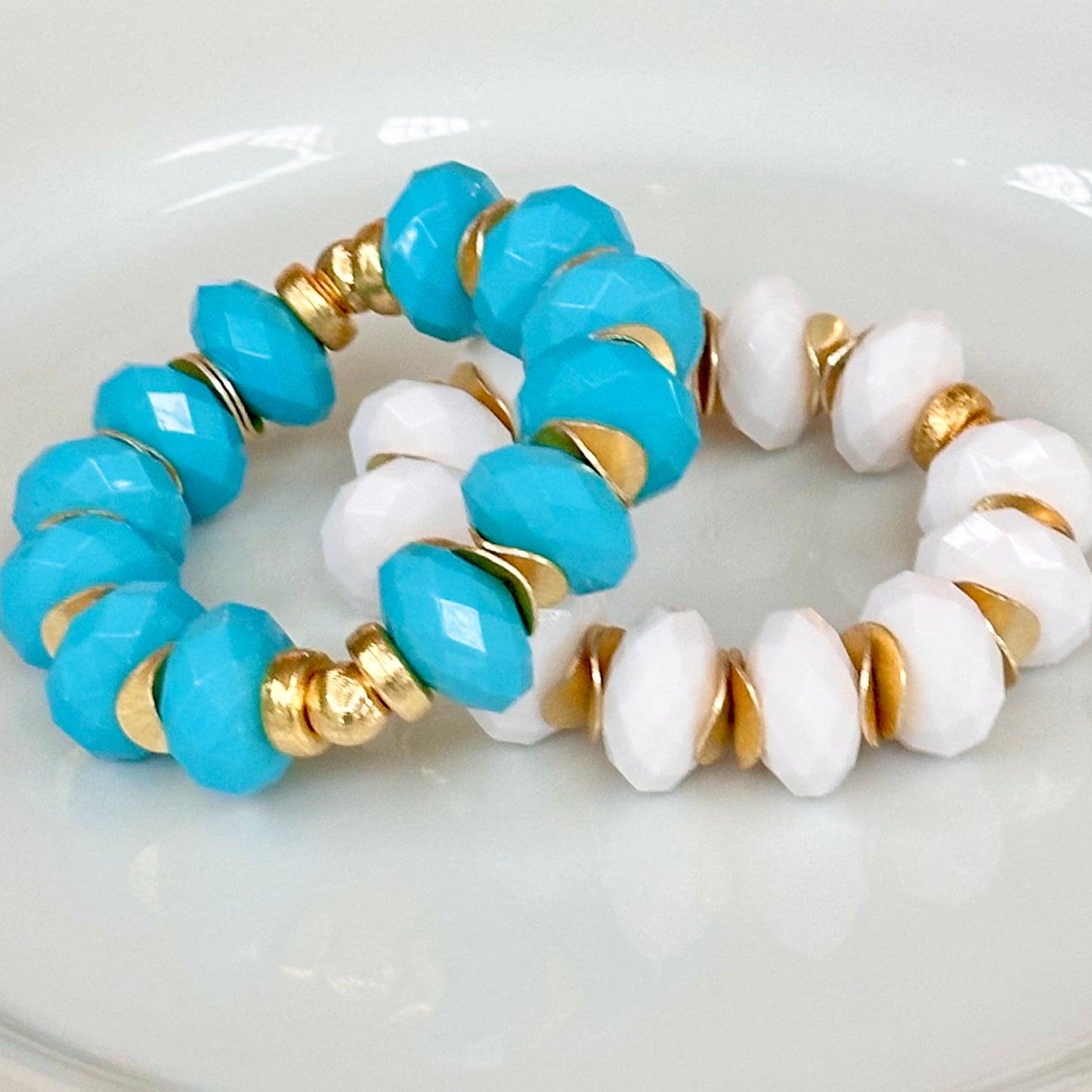 FACETED TURQUOISE AND GOLD STATEMENT BRACELET