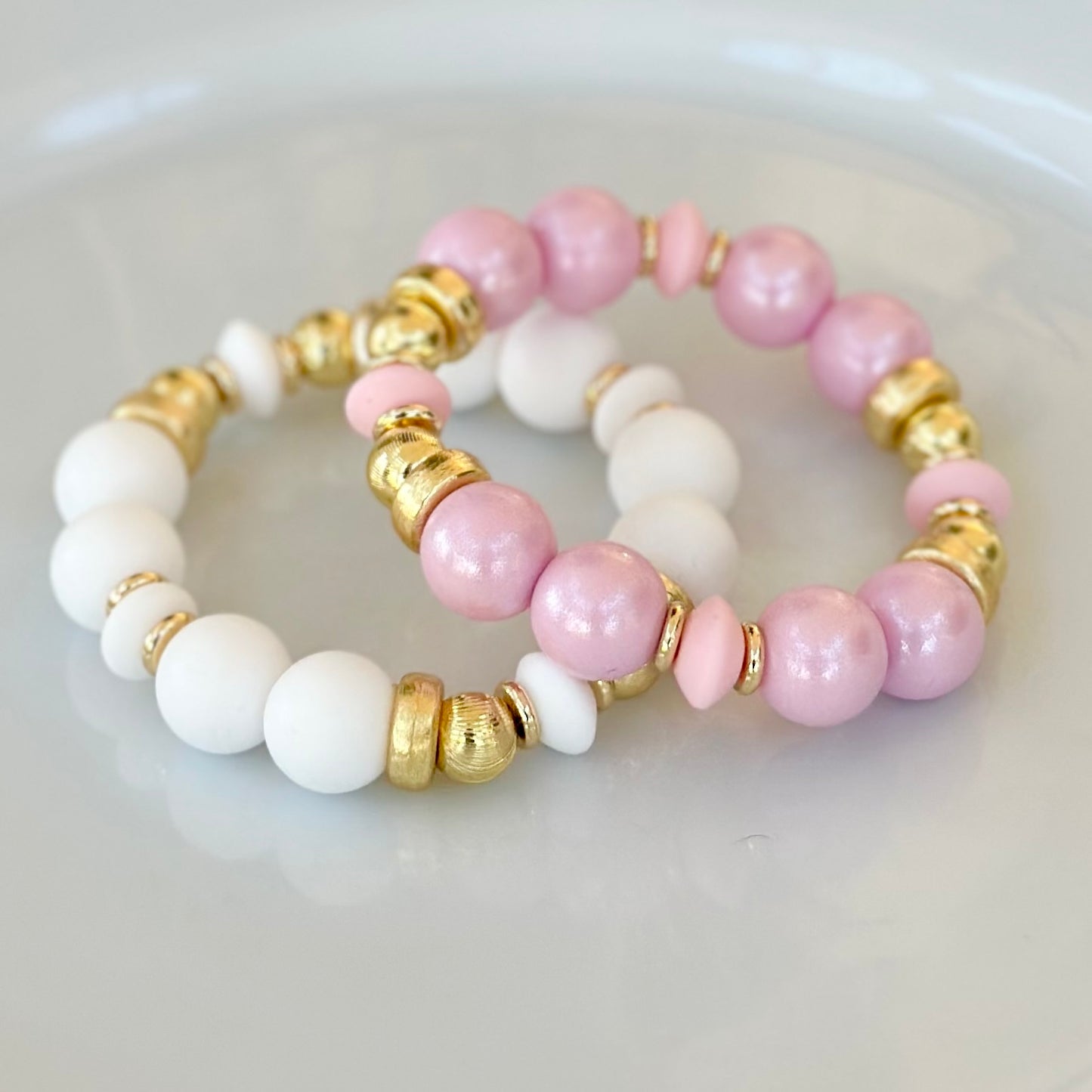 WHITE BANGLE WITH GOLD ACCENTS