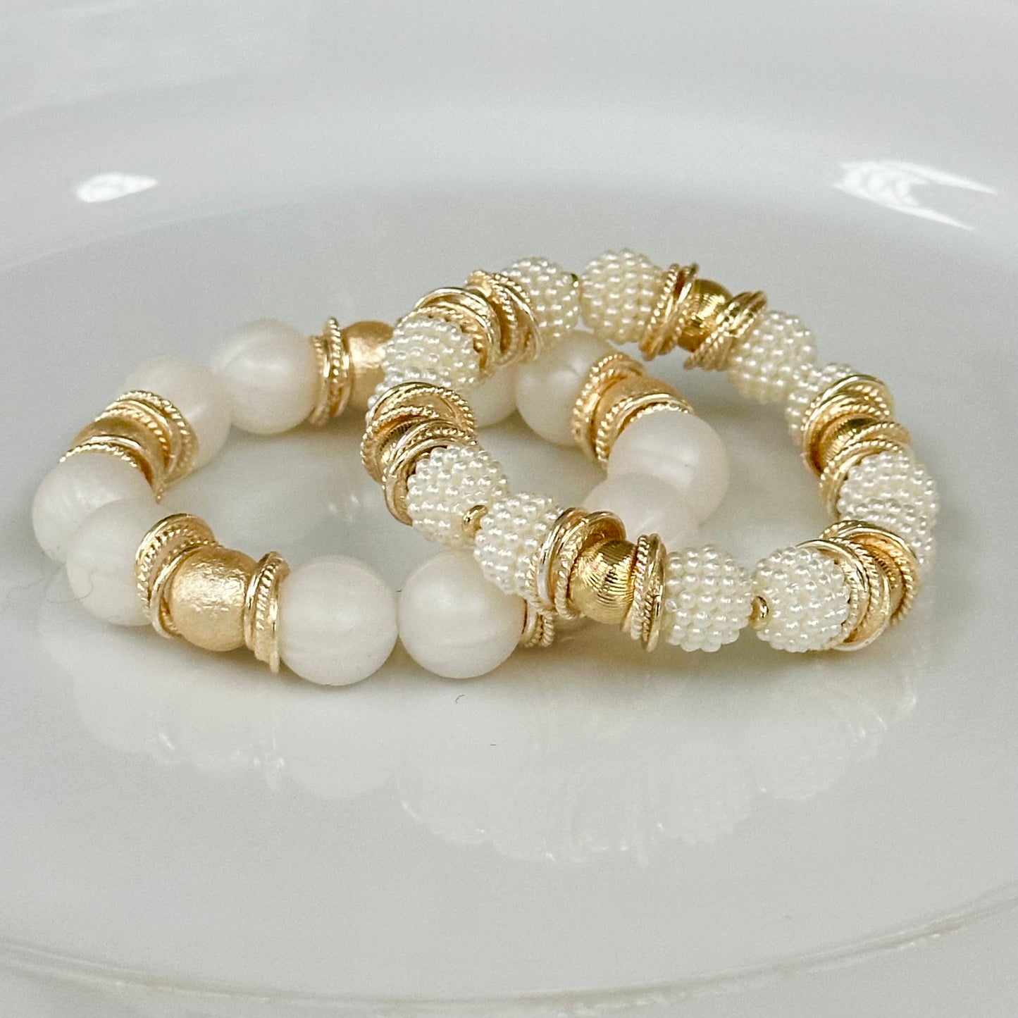 IVORY BERRY BEADING BANGLE WITH GOLD ACCENTS