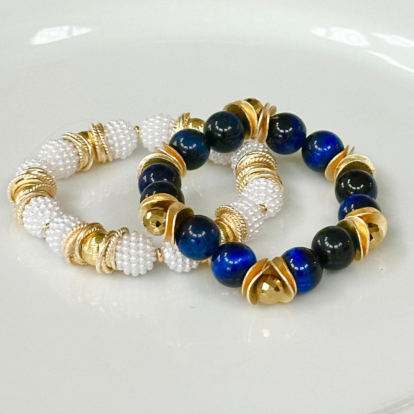 SAPPHIRE TIGERS EYE GEMSTONE BANGLE WITH GOLD WAVY DISC AND CRYSTAL ACCENTS