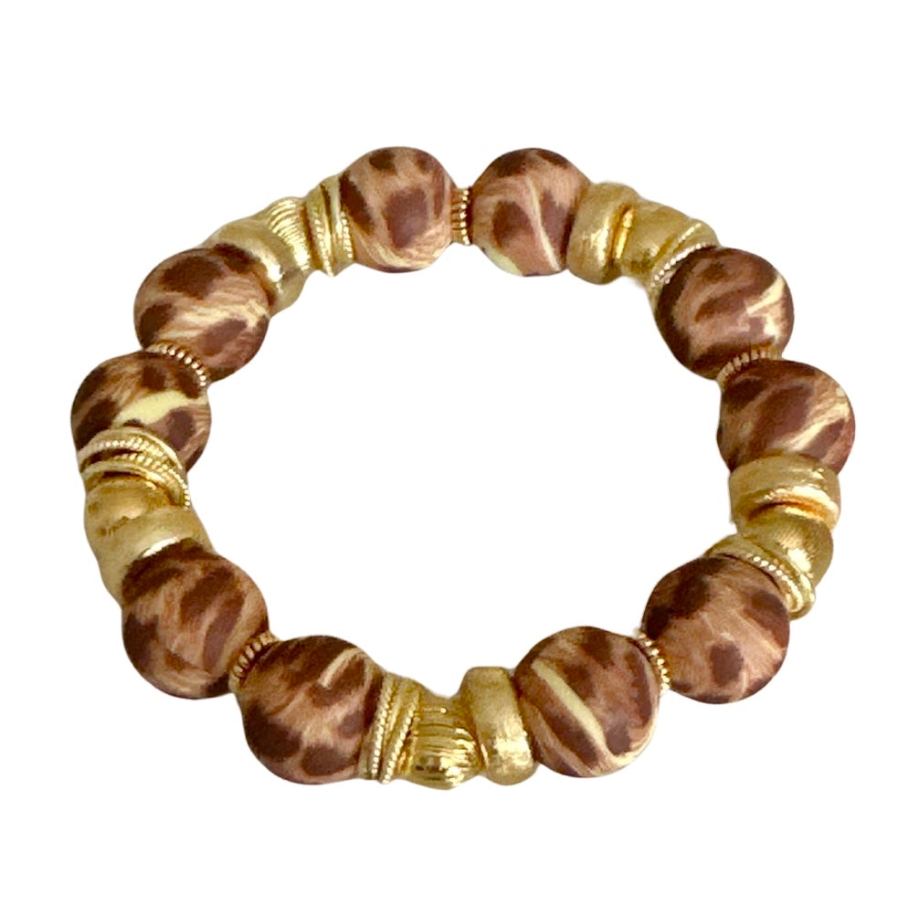 TAN GIRAFFE AND GOLD BANGLE