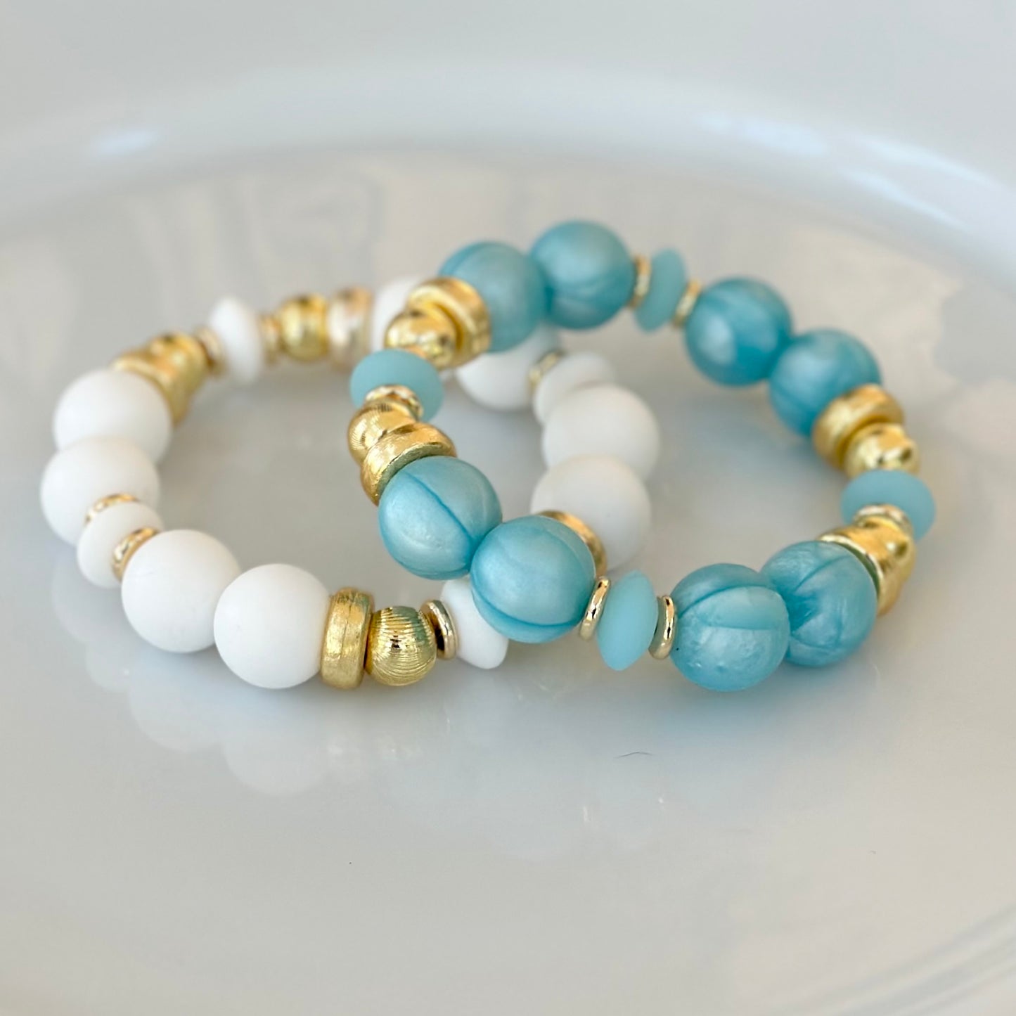 PEARLIZED TURQUOISE BANGLE WITH GOLD ACCENTS