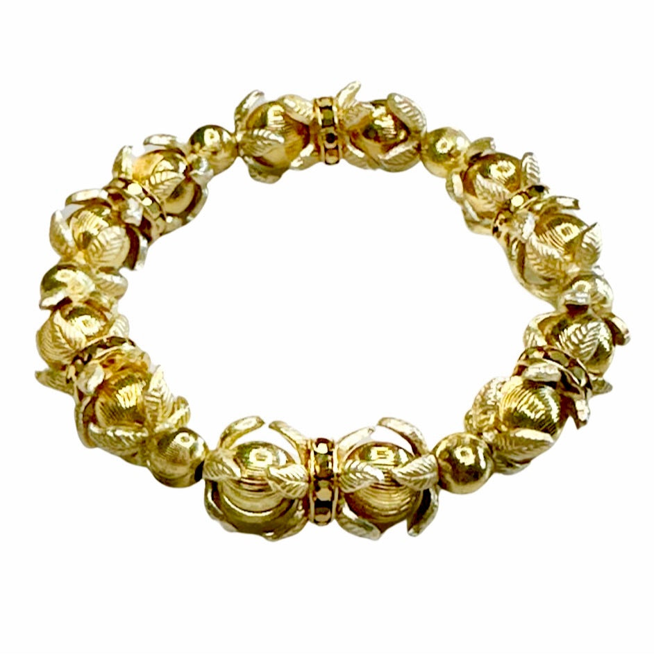GOLD FLORAL BANGLE