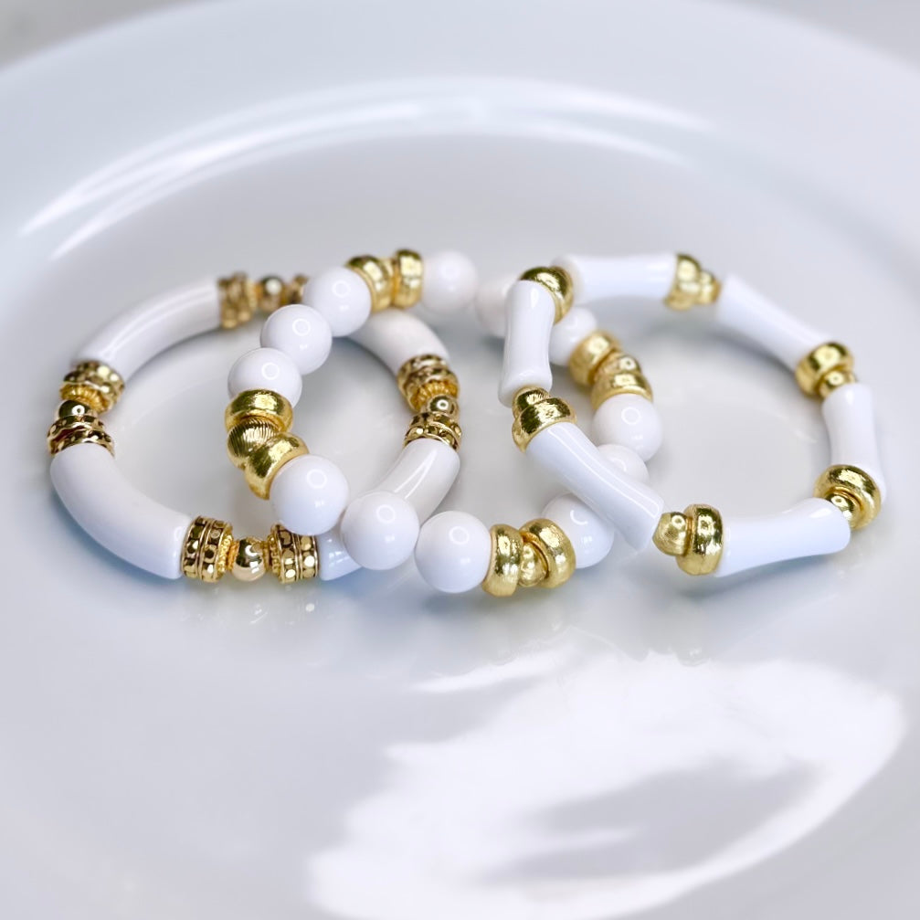 MINI WHITE LINK BANGLE WITH GOLD ACCENTS