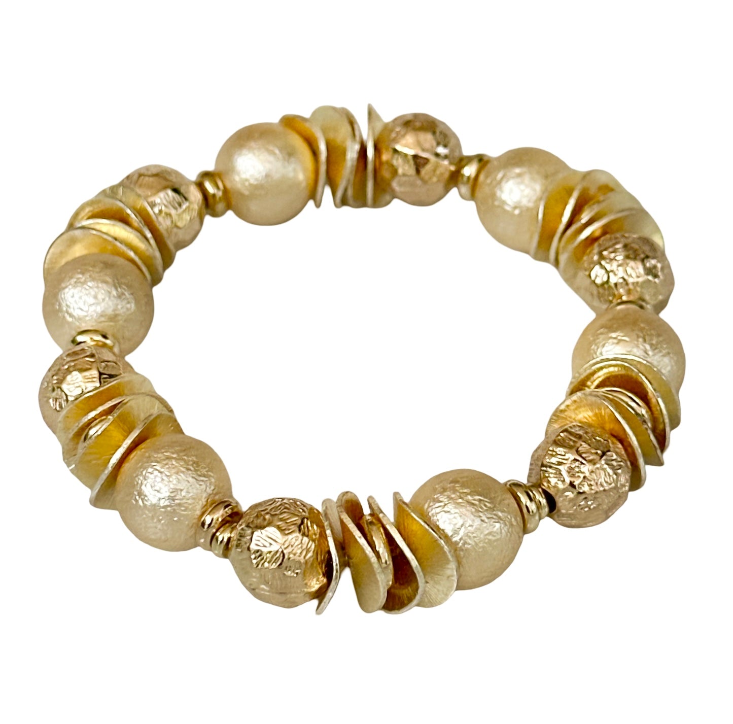 GOLD AND SHELL PEARL BANGLE WITH GOLD ACCENTS