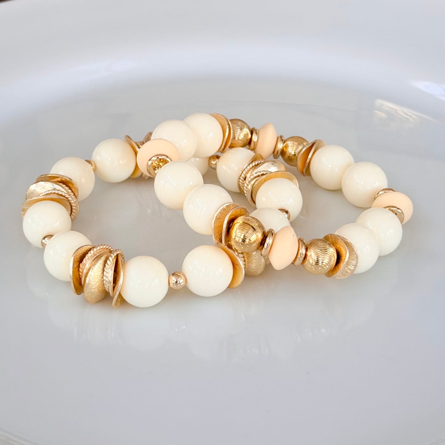 IVORY AND GOLD WAVY DISC BANGLE WITH BRUSHED GOLD ACCENTS