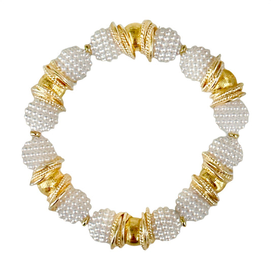 WHITE BERRY BEADING BANGLE WITH GOLD ACCENTS