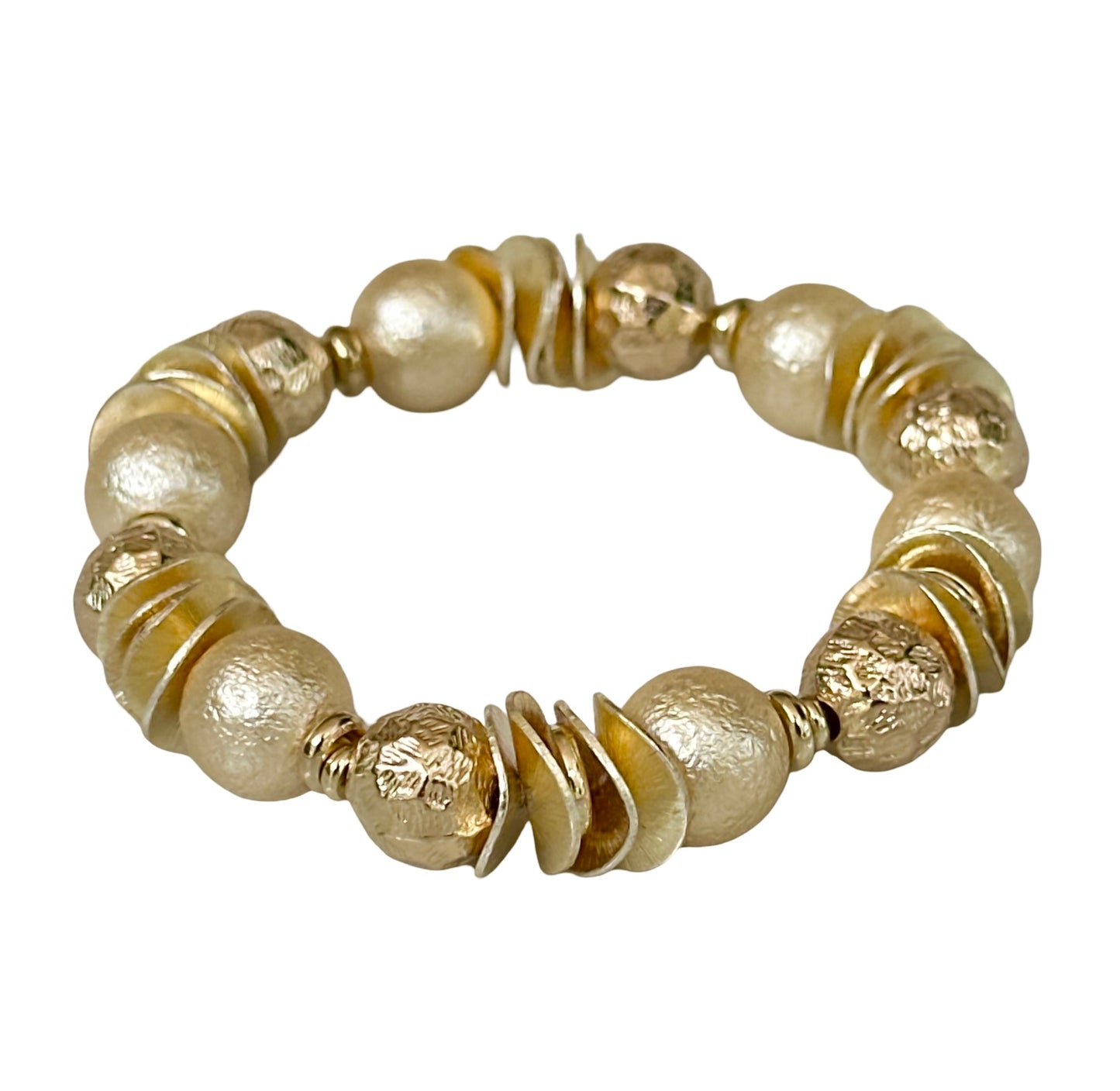 GOLD AND SHELL PEARL BANGLE WITH GOLD ACCENTS
