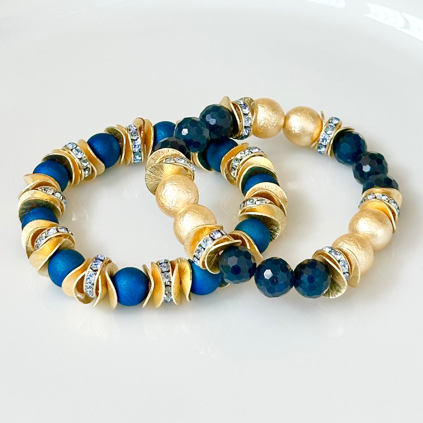 BLUE DRUZY AGATE GEMSTONE, GOLD WAVY DISC BANGLE WITH GOLD AND CRYSTAL ACCENTS
