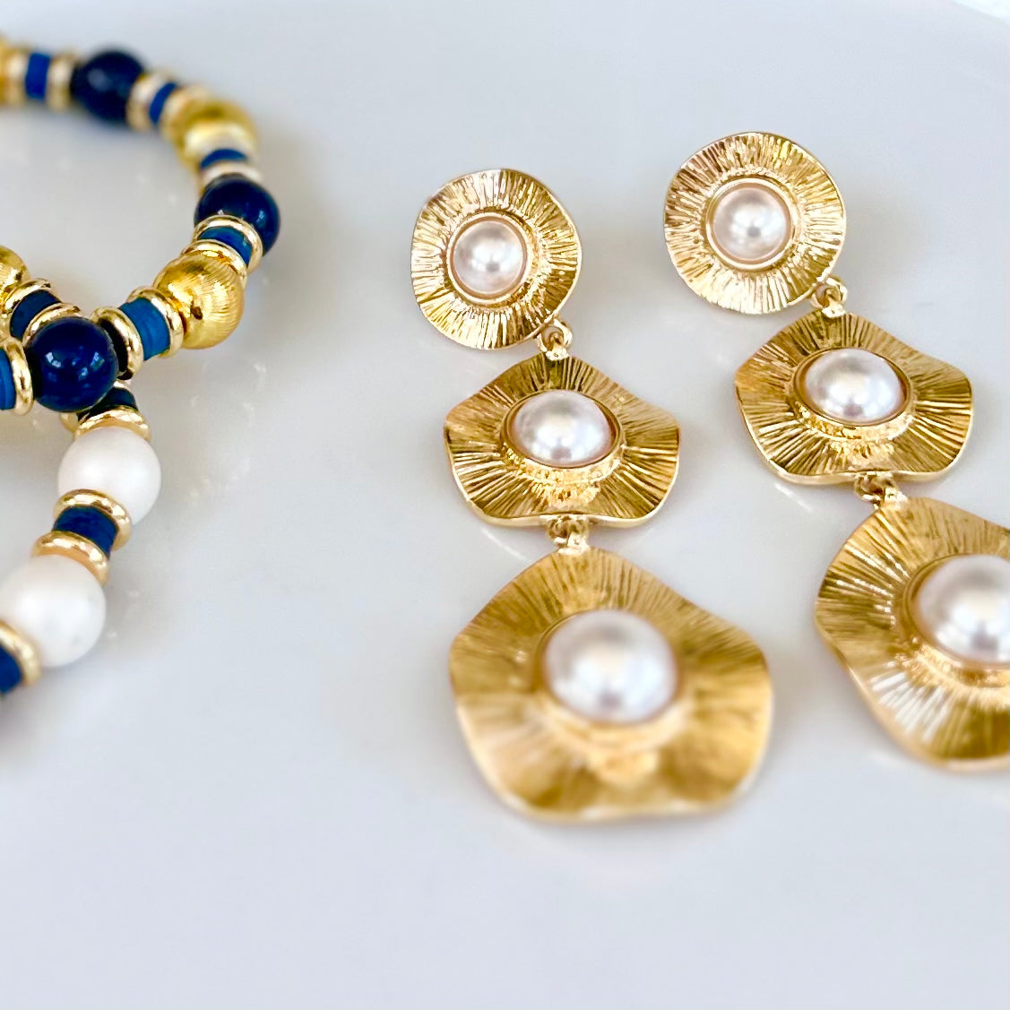 TRIPLE GOLD AND PEARL CIRCLE EARRING
