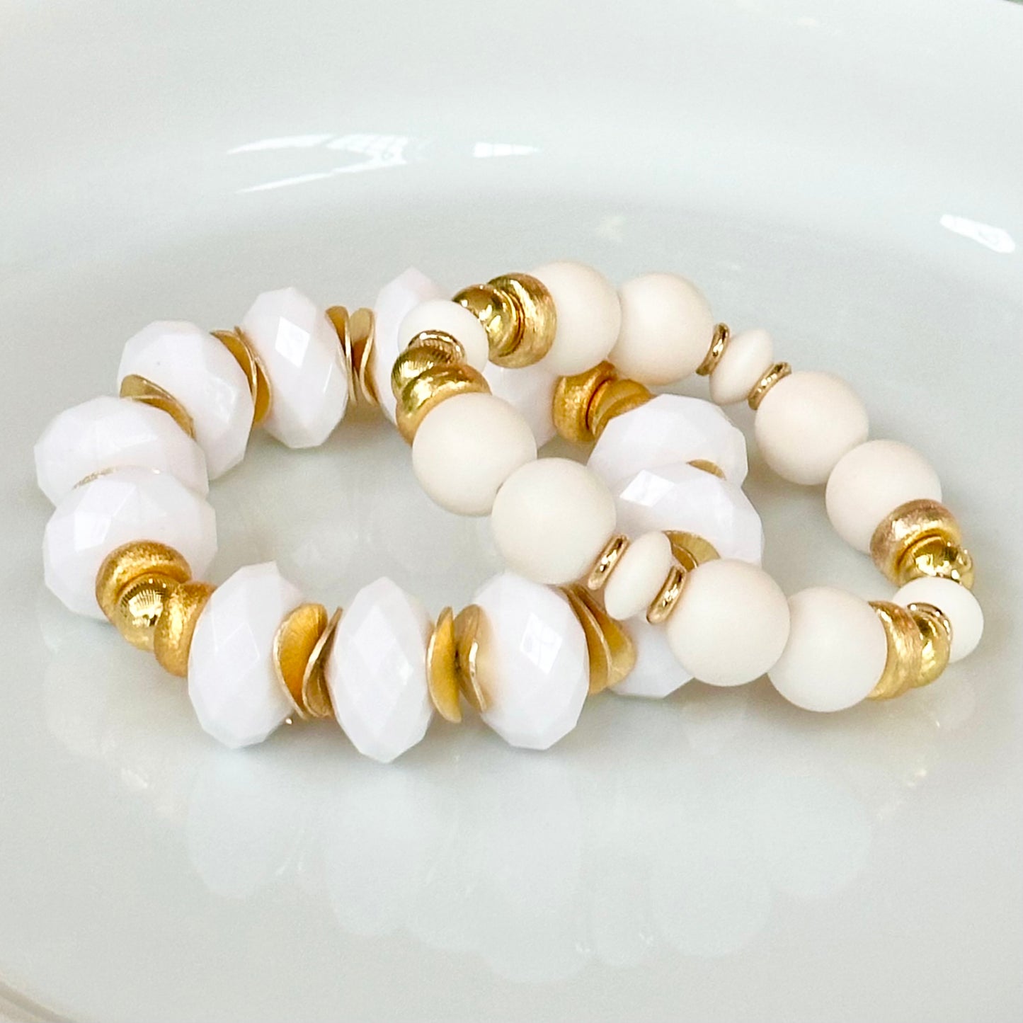 FACETED WHITE AND GOLD STATEMENT BRACELET