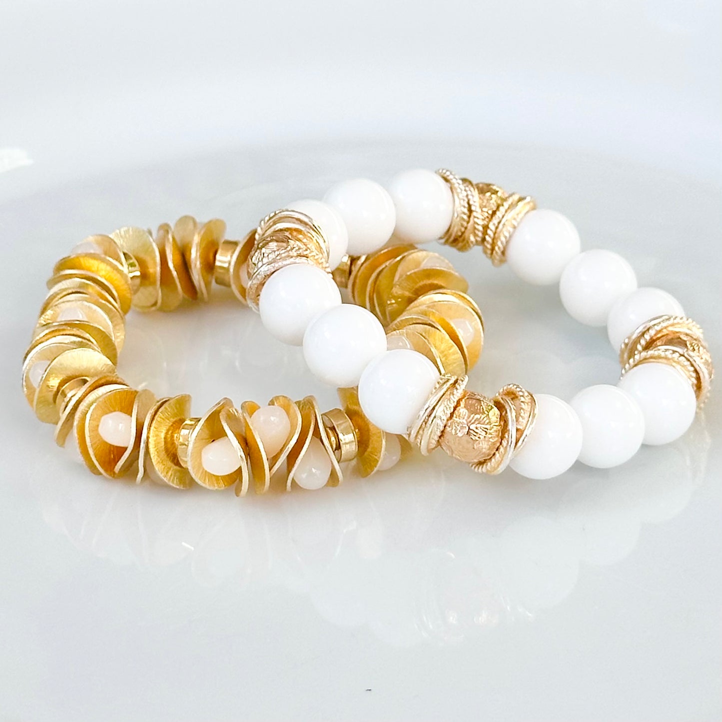 WHITE AGATE GEMSTONE BANGLE WITH GOLD ACCENTS