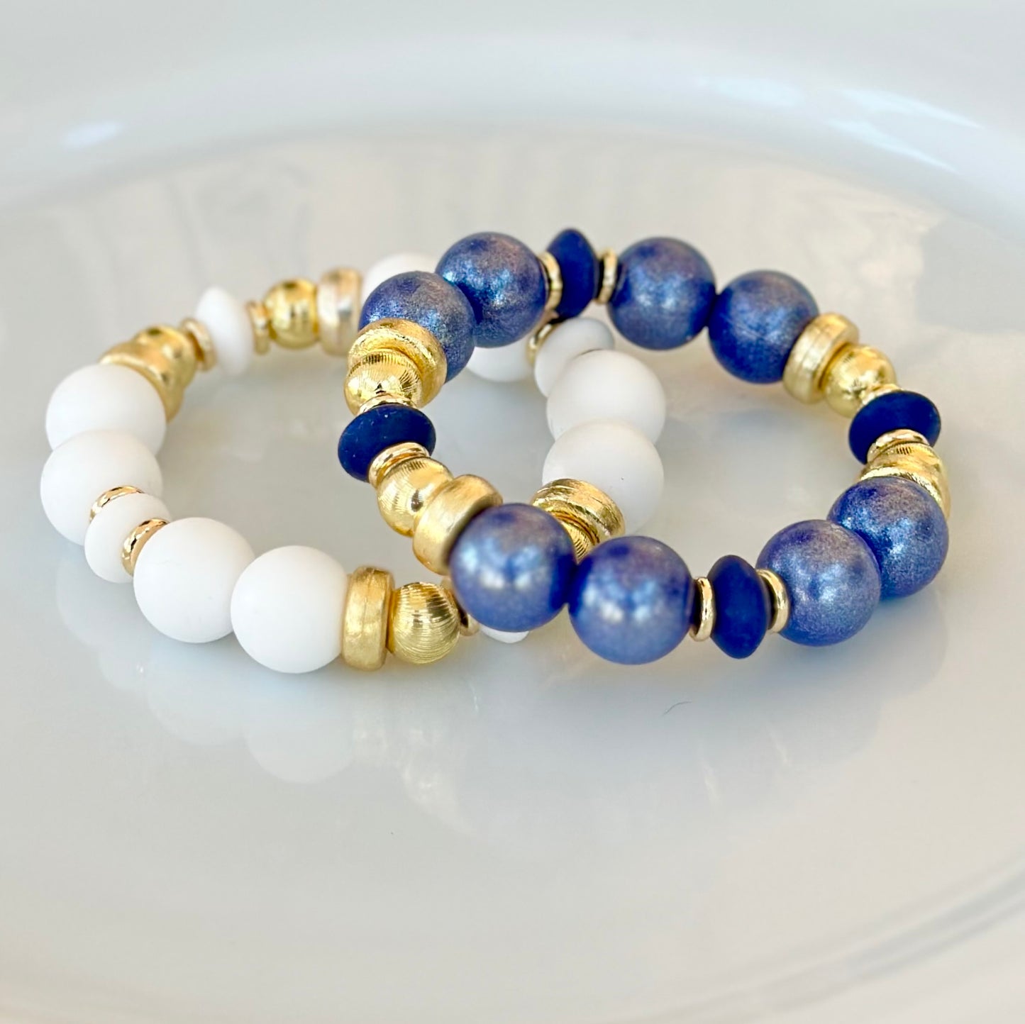 WHITE BANGLE WITH GOLD ACCENTS