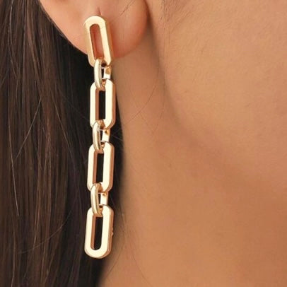 GOLD CHAIN LINK EARRING