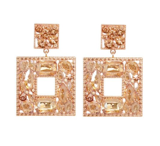 CHAMPAGNE LUCITE AND GOLD SQUARE EARRING