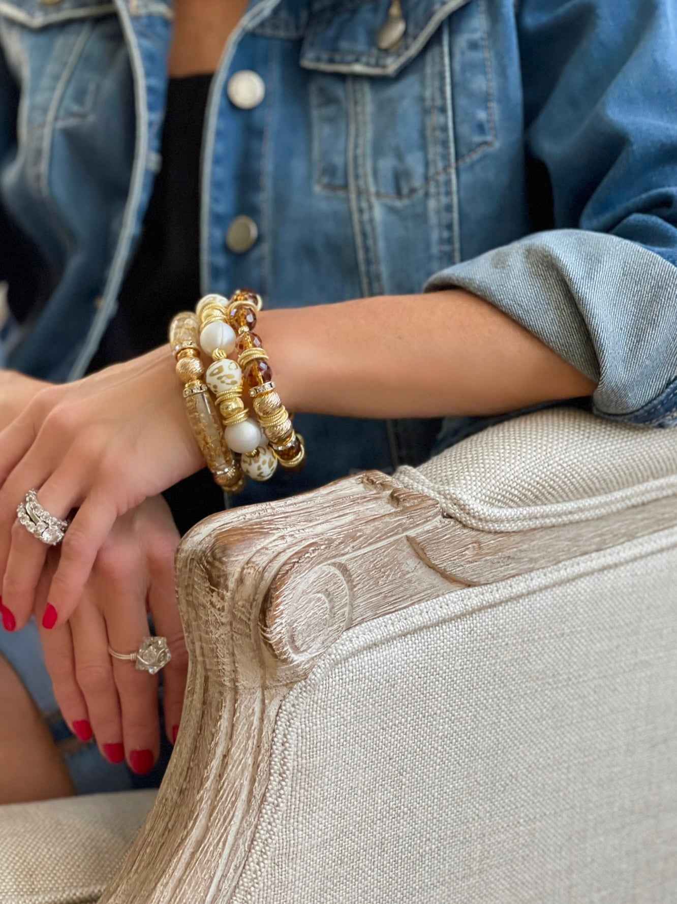 GOLD LEOPARD BANGLE WITH GOLD ACCENTS