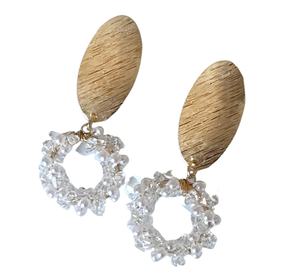 BEADED LUCITE AND GOLD DROP EARRING